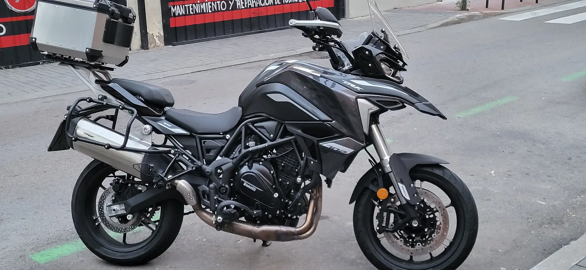 Benelli TRK 702 TRK 702 Negru - 2
