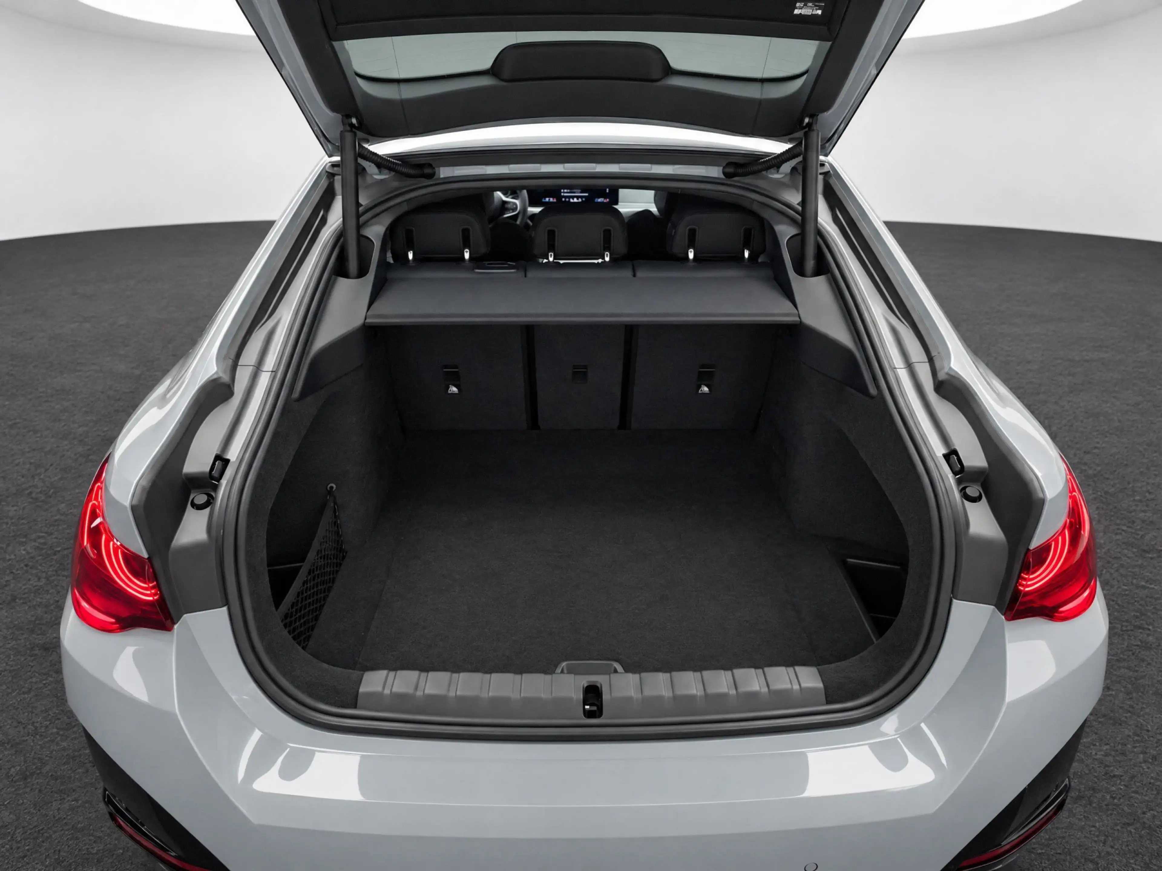BMW i4 eDrive40 M Sport / Achteruitrijcamera / Active Cru — photo 13
