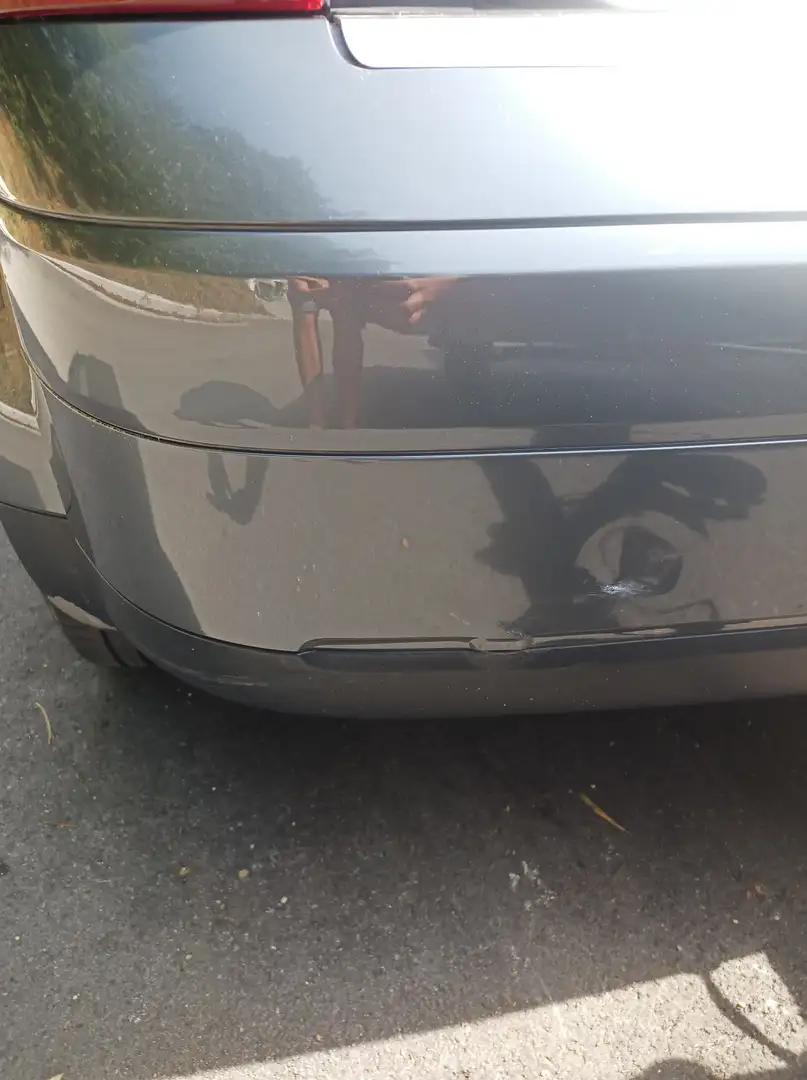 Audi A2 1.4 Grau - 2