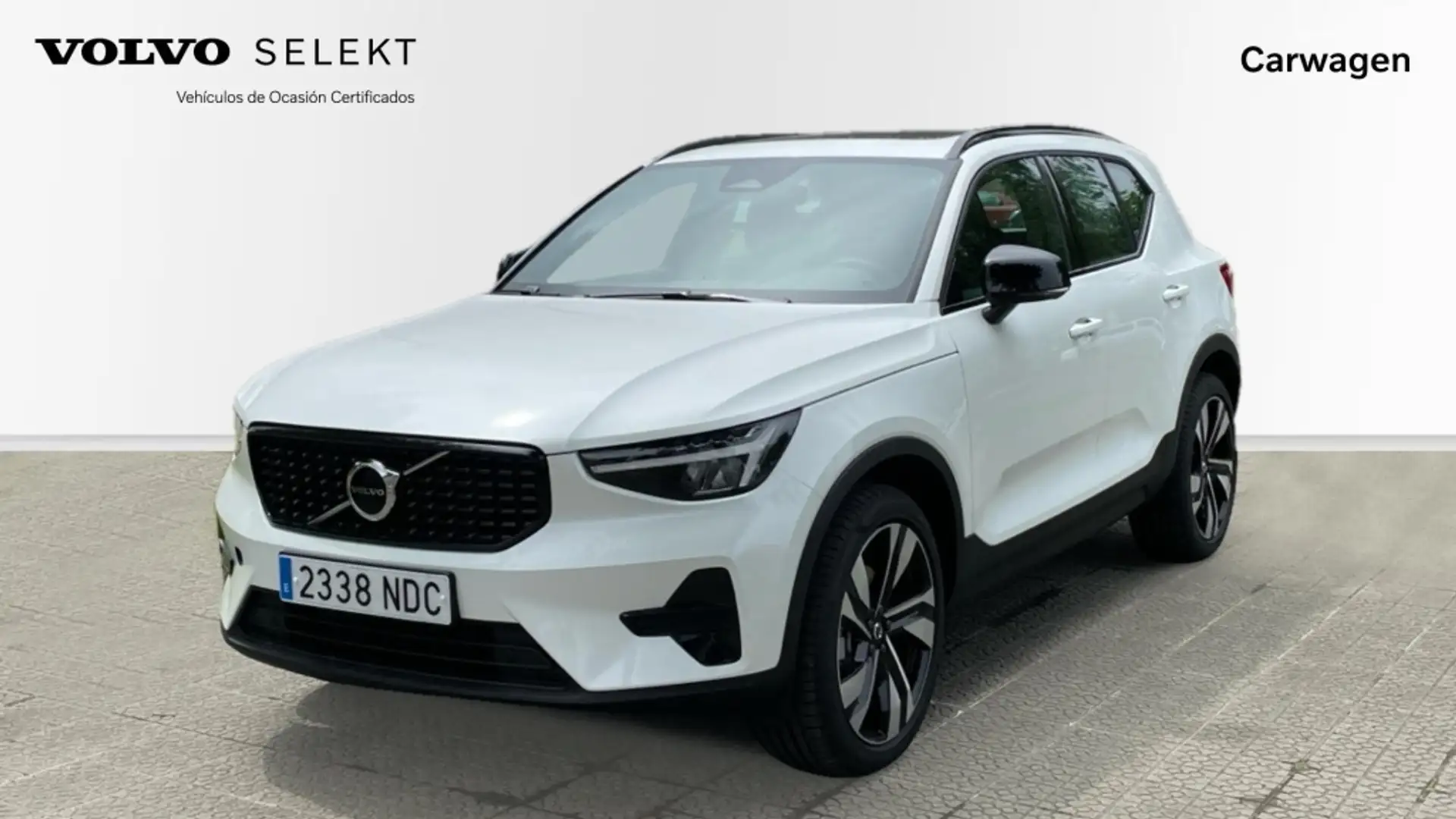 Volvo XC40 B3 Ultra Aut. Blanc - 1