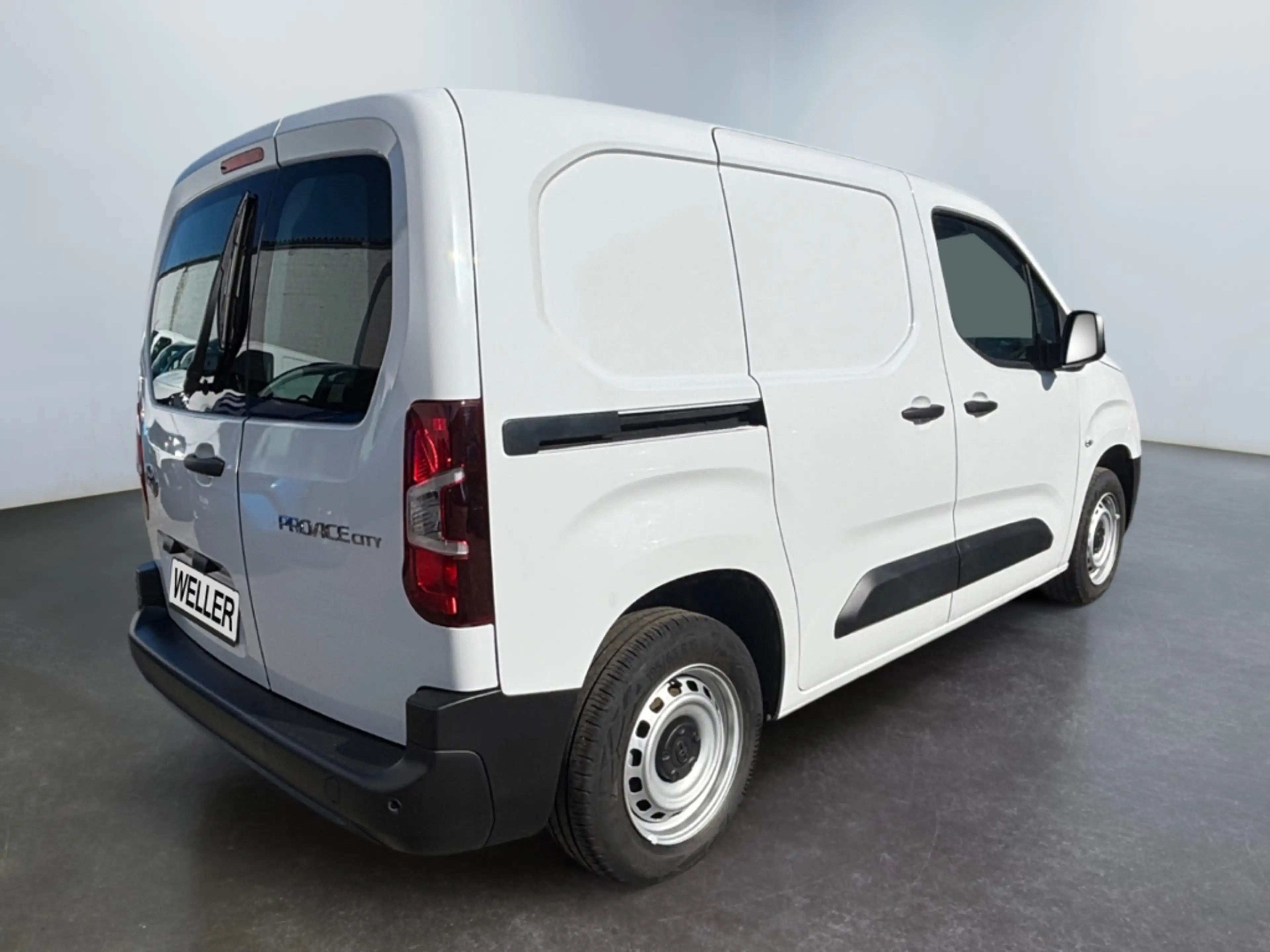 Toyota Proace City 1,2 l P, 110 PS 6MT 4 Türen, 3 Sitze M — photo 14