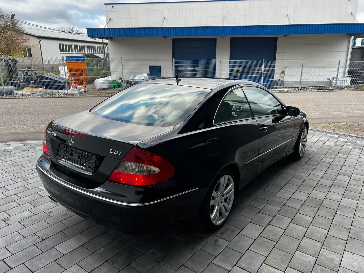 Mercedes-Benz CLK 320 CDI Coupe Avantgarde/Automatik/Navi Noir - 2