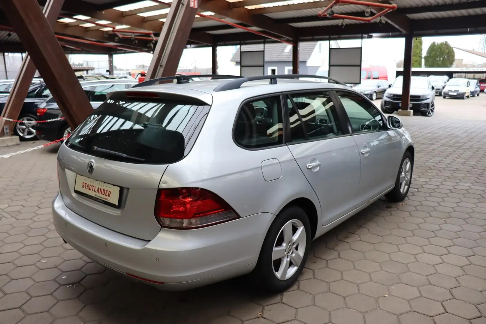 Volkswagen Golf Variant Golf VI Variant Trendline BlueMotion Silber - 2