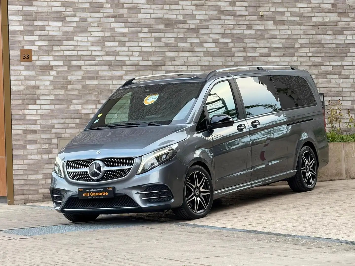 Mercedes-Benz V 300 d Extra-Lang 9G|AMG-Line|ShzBlü|360°|StHzg| Gris - 1