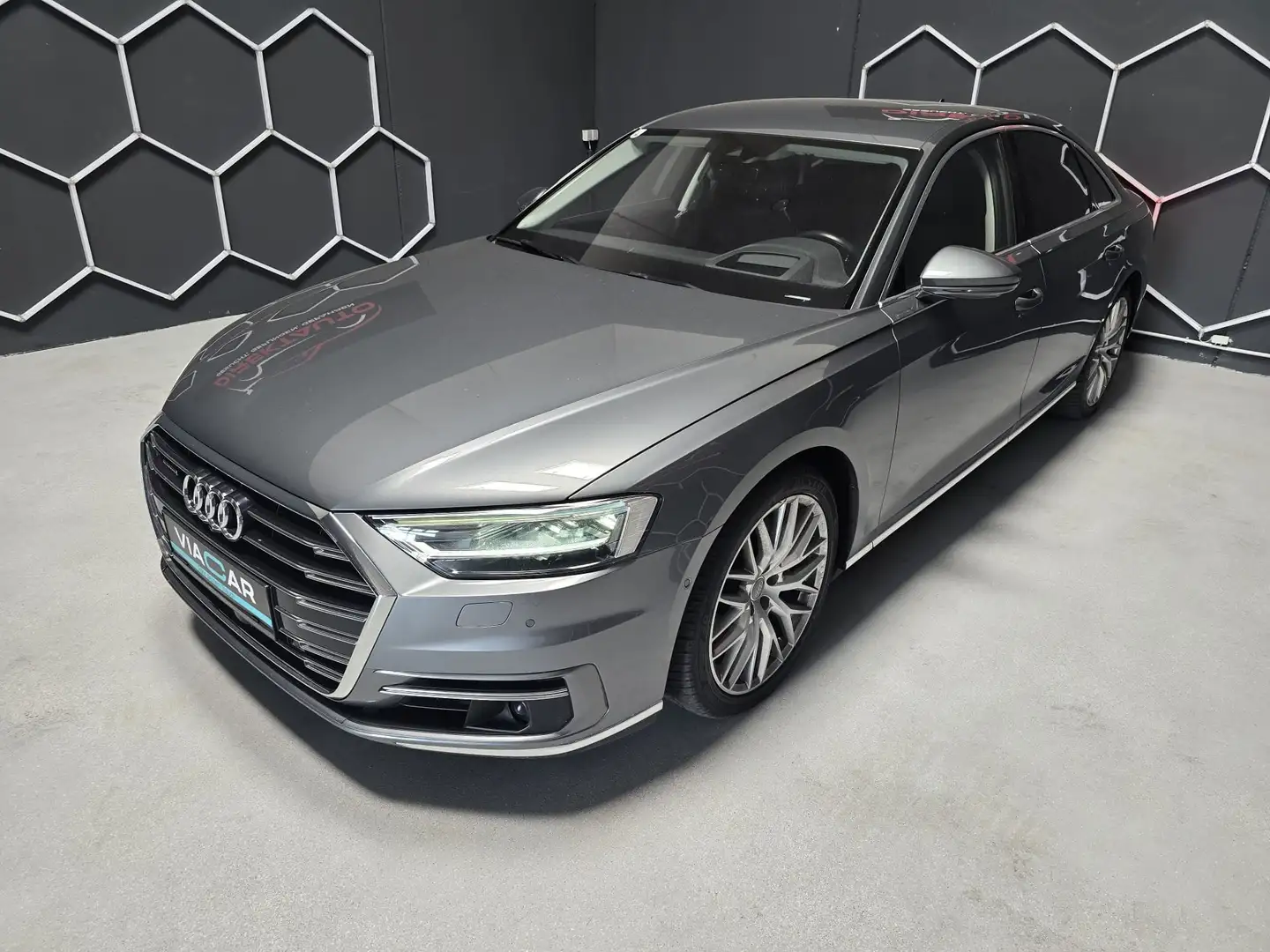 Audi A8 50 TDI quattro Grau - 1