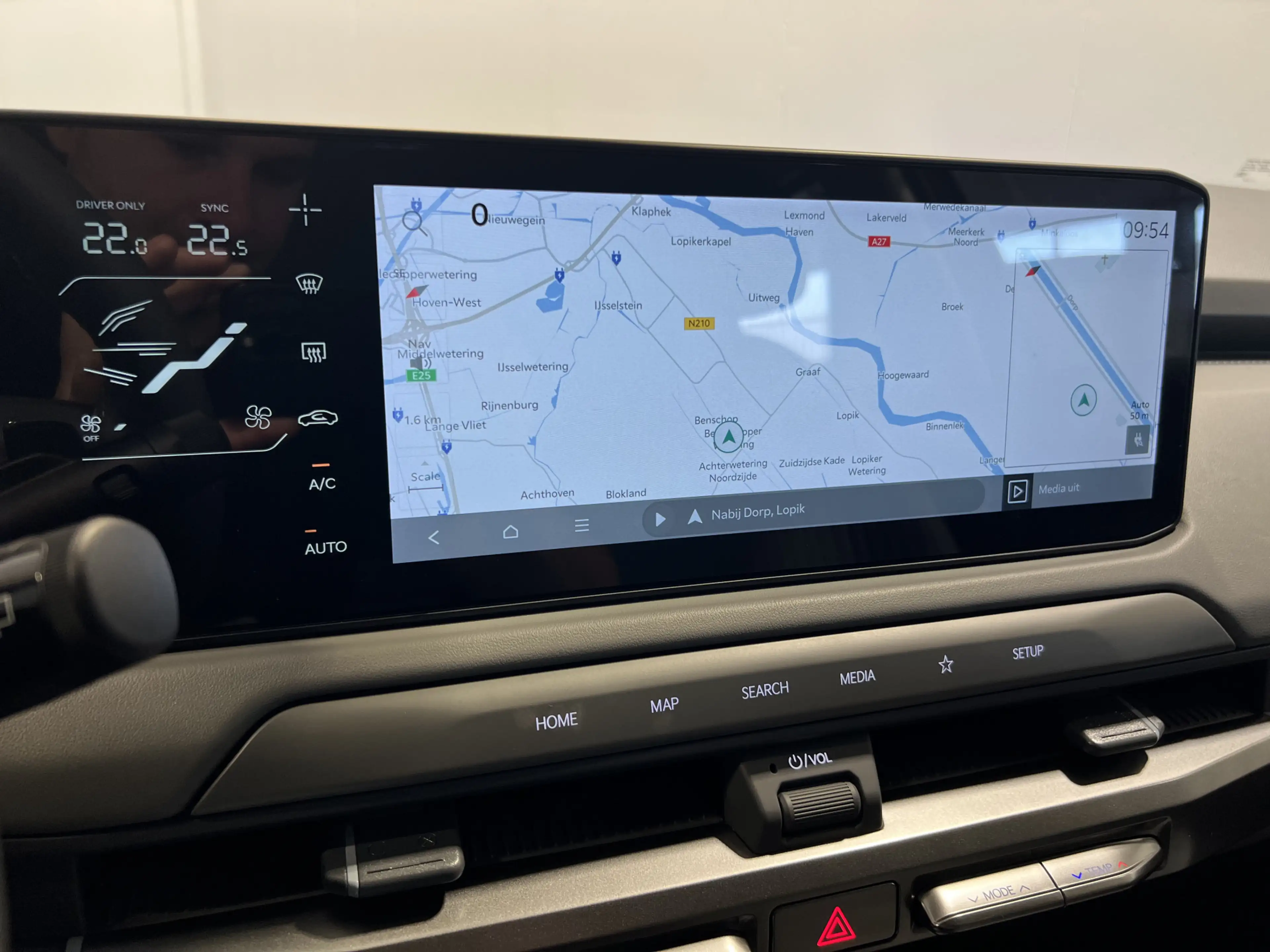 Kia EV3 Air 81.4 kWh | Navigatie/Android/Apple Carplay | L — photo 21