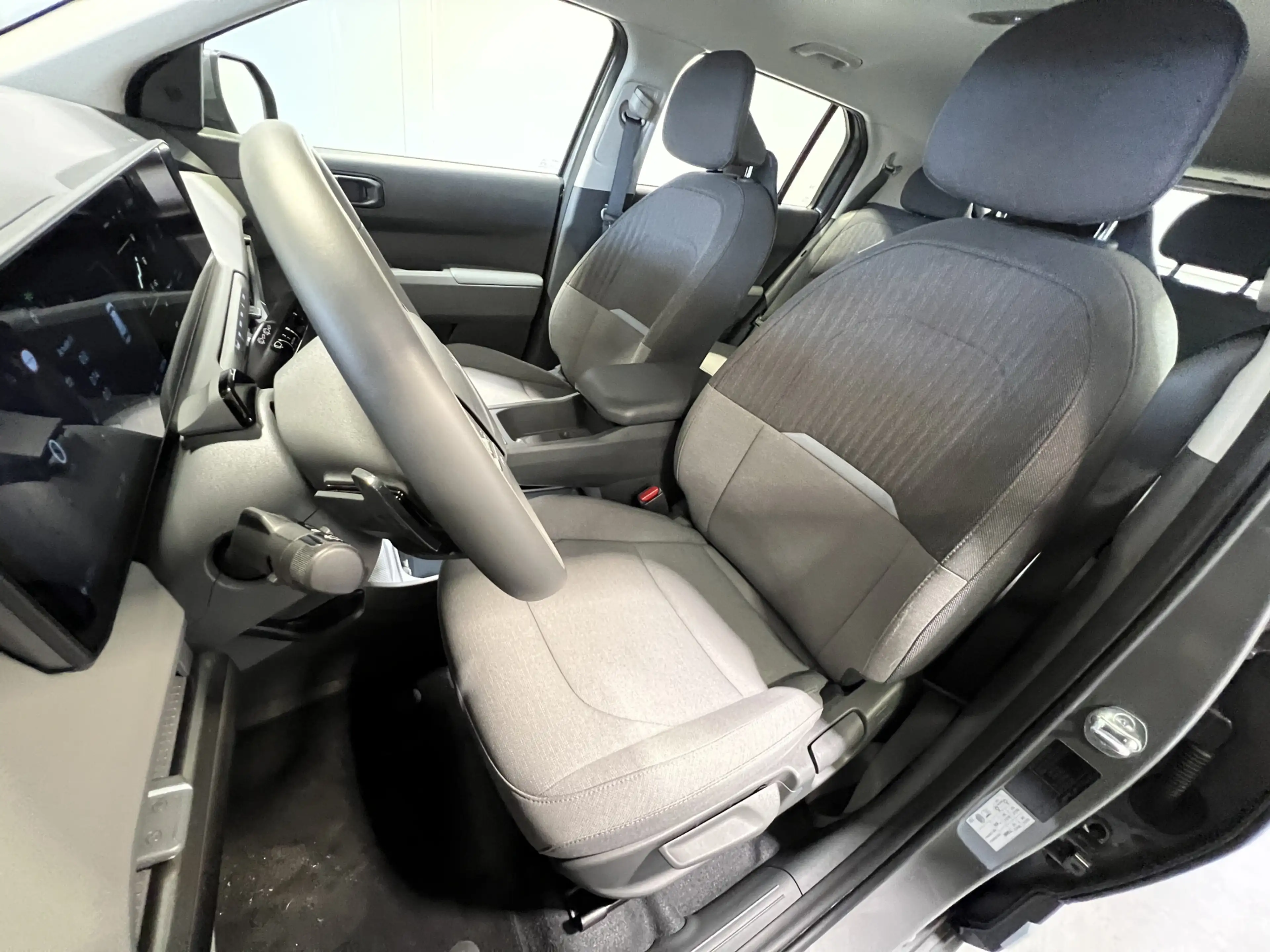 Kia EV3 Air 81.4 kWh | Navigatie/Android/Apple Carplay | L — photo 32