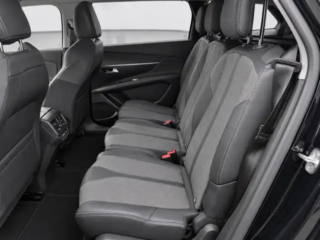 Peugeot 5008 view 7