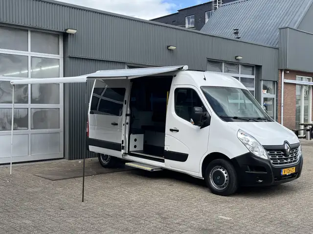Renault Master T35 2.3 dCi L2H2 18128 km origineel!! BTW vrij!! I