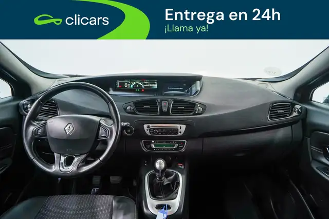 Renault Scenic view 13