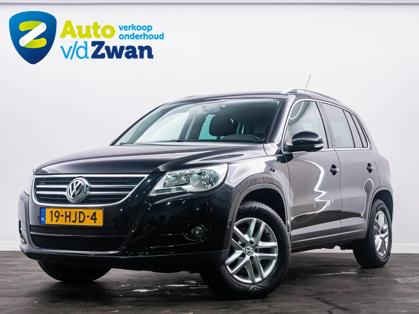 Volkswagen Tiguan 1.4 TSI Sport&Style 4Motion Clima|cruise! Zwart - 1