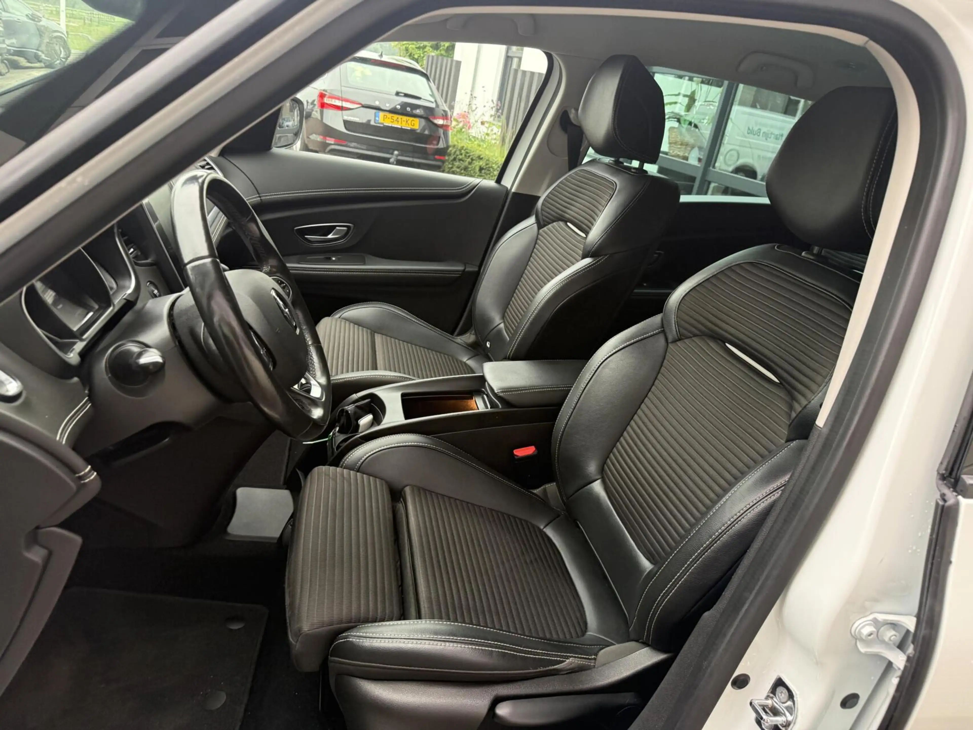 Renault Grand Scenic 1.3 TCe Bose 7p. CARPLAY *ALL-IN PRIJS* — photo 15