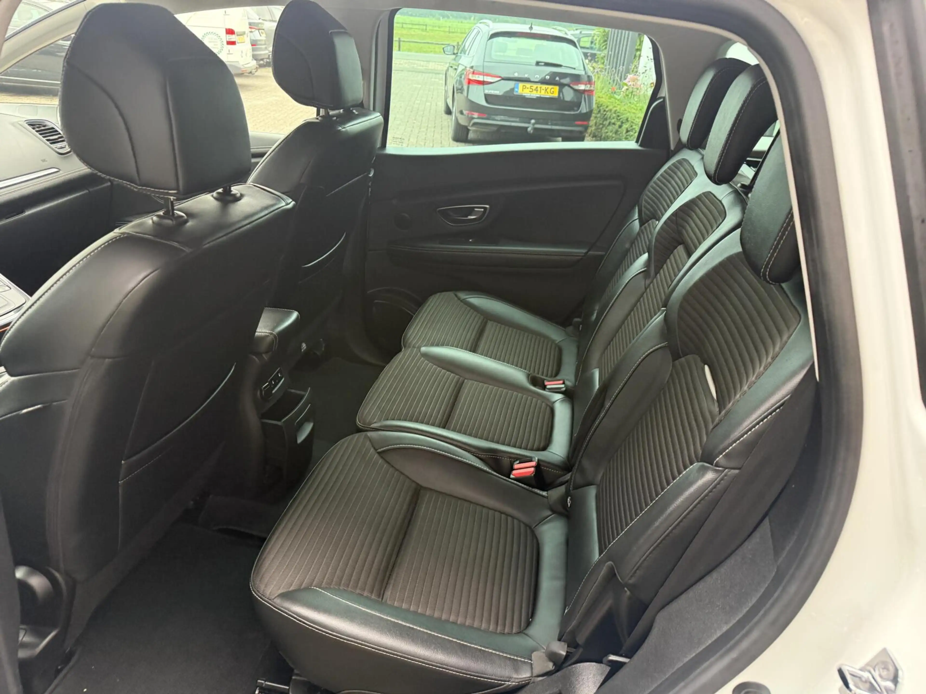 Renault Grand Scenic 1.3 TCe Bose 7p. CARPLAY *ALL-IN PRIJS* — photo 14