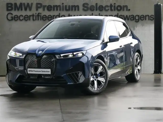 BMW iX xDrive40 Sport | TOWB | Drive PRO
