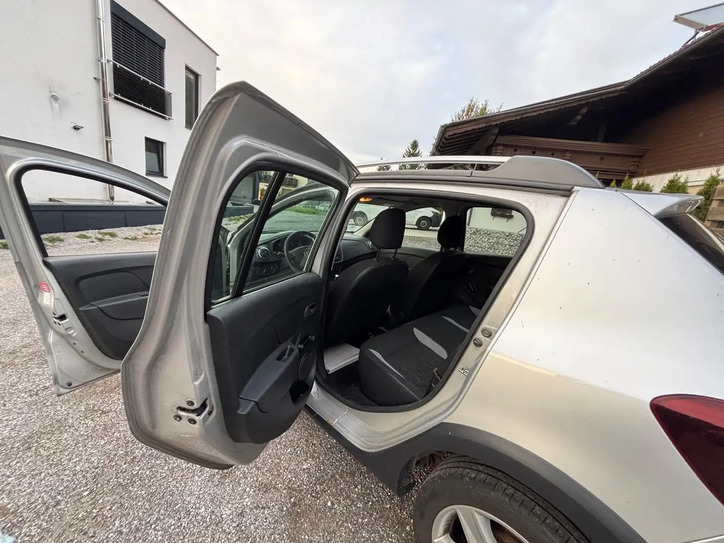 Dacia Sandero Sandero TCe 90 Laureate Silber - 2