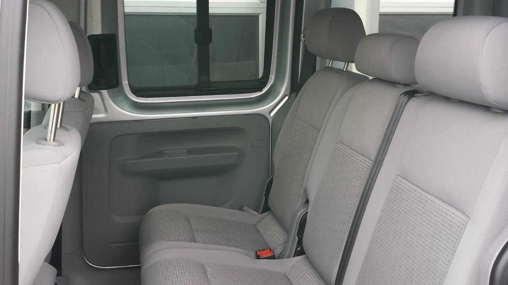 Volkswagen Caddy Maxi TDI  Life Klima  TÜV NEU ! Silber - 2
