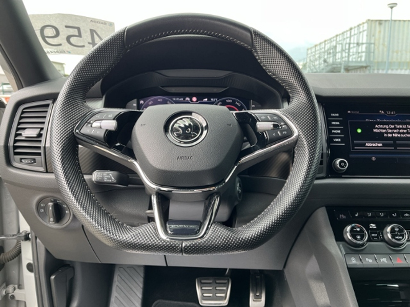 Skoda Kodiaq SPORTLINE 1.5TSI DSG AHK ACC NAVI LED — photo 12