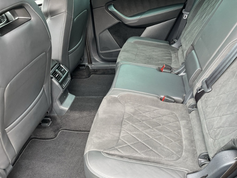 Skoda Kodiaq SPORTLINE 1.5TSI DSG AHK ACC NAVI LED — photo 11