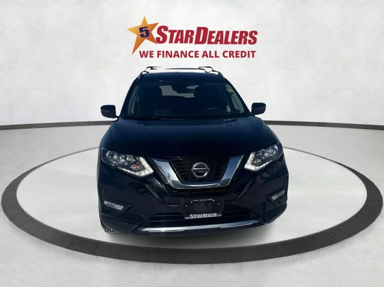 Nissan Rogue снимка Nissan Rogue