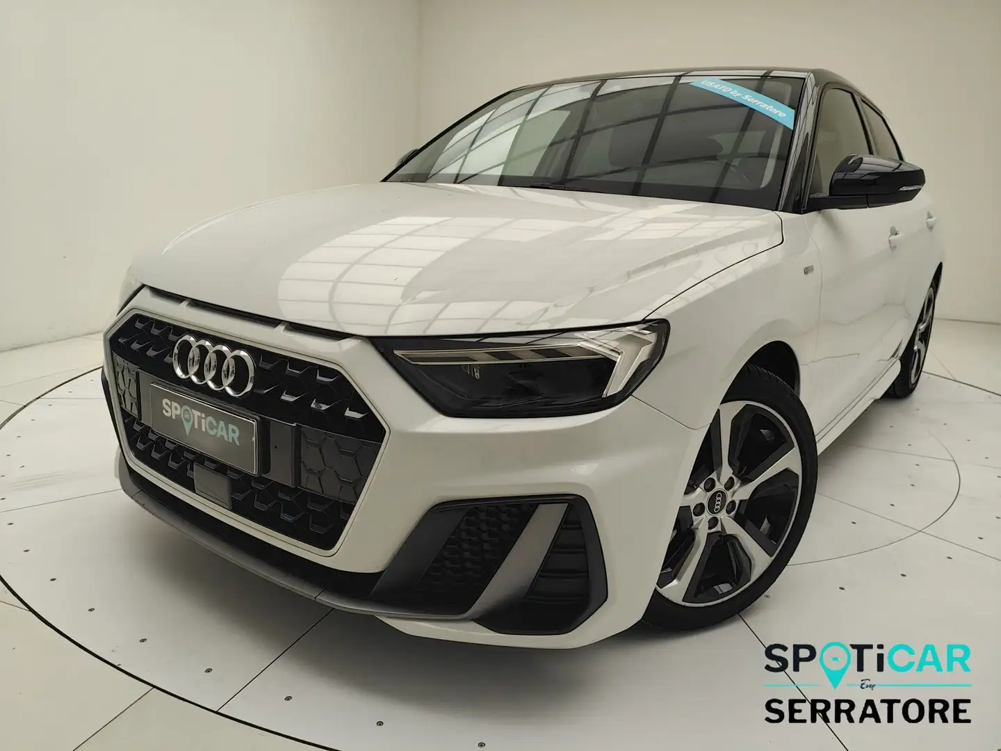 Audi A1 II Citycarver 30 1.0 tfsi Identity Contrast 116cv Bianco - 1