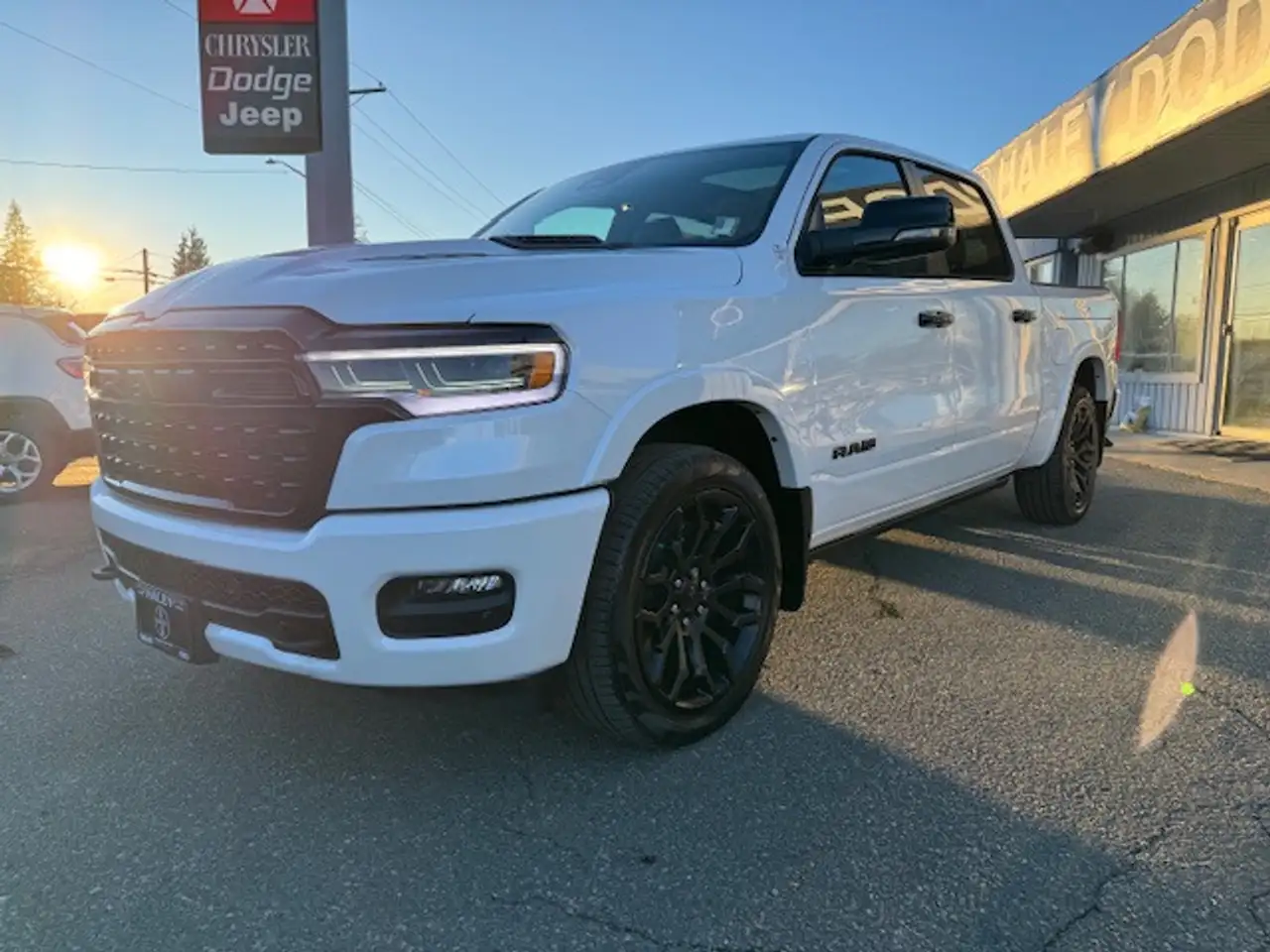 RAM 1500 снимка RAM 1500