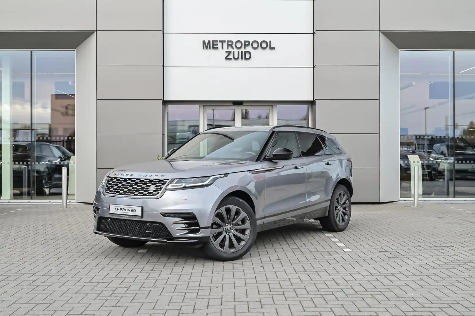 Land Rover Range Rover Velar R-Dynamic SE P250 Grijs - 1