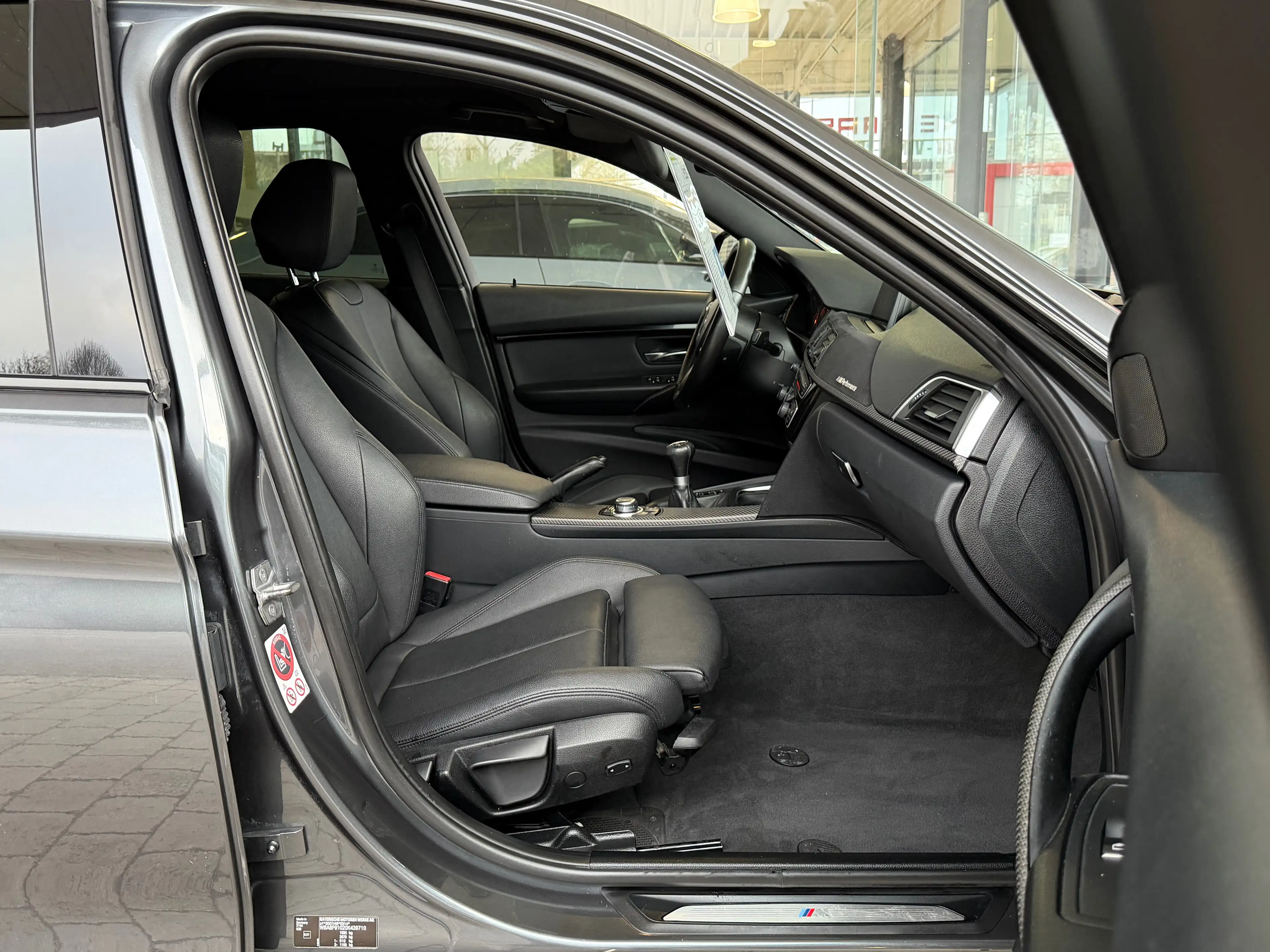 BMW 316 d "PACK-M Performance" BIXENON-CUIR-GPS-CLIM-JA19P-GAR 1AN — photo 10