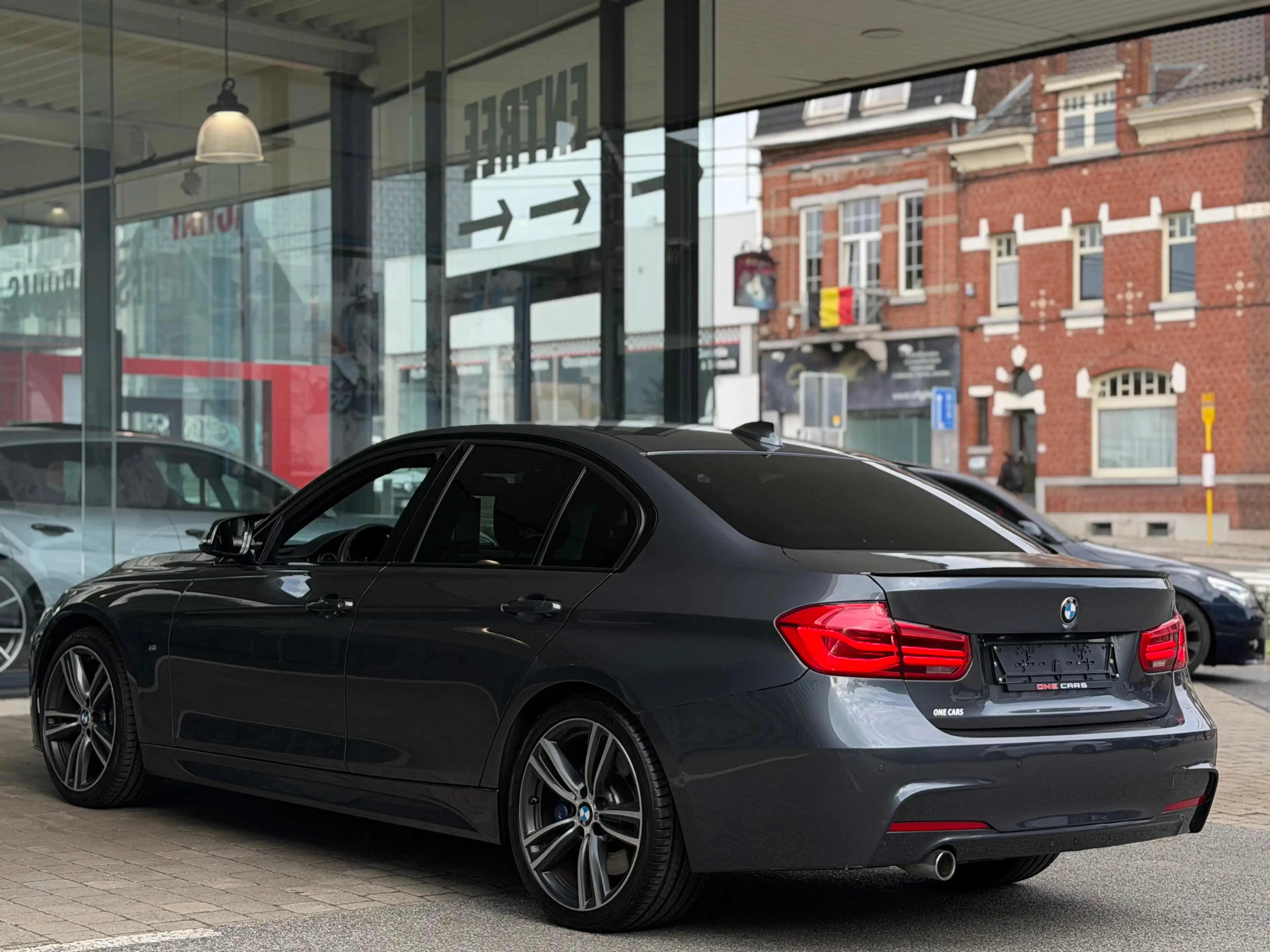 BMW 316 d "PACK-M Performance" BIXENON-CUIR-GPS-CLIM-JA19P-GAR 1AN — photo 6