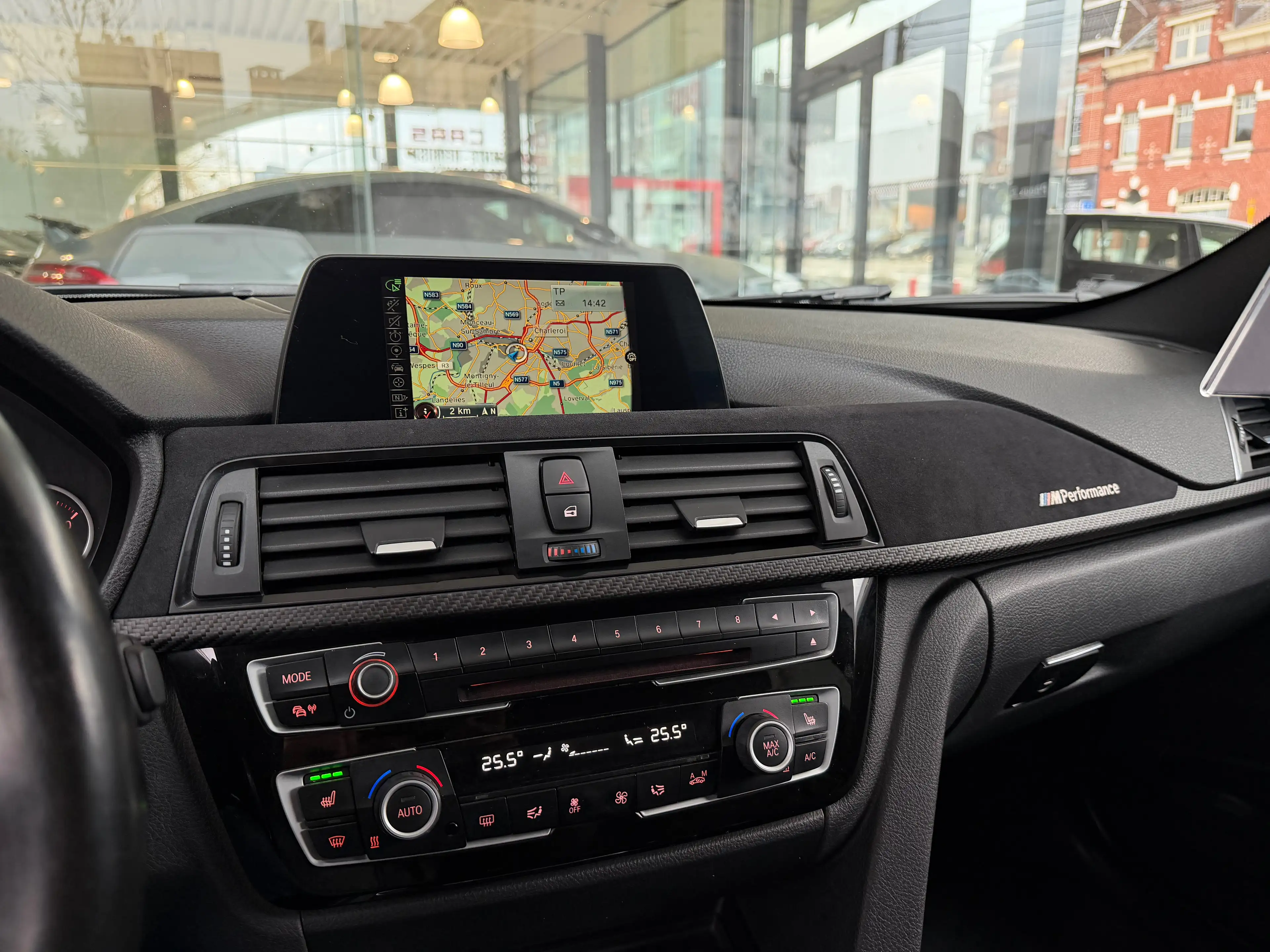 BMW 316 d "PACK-M Performance" BIXENON-CUIR-GPS-CLIM-JA19P-GAR 1AN — photo 13