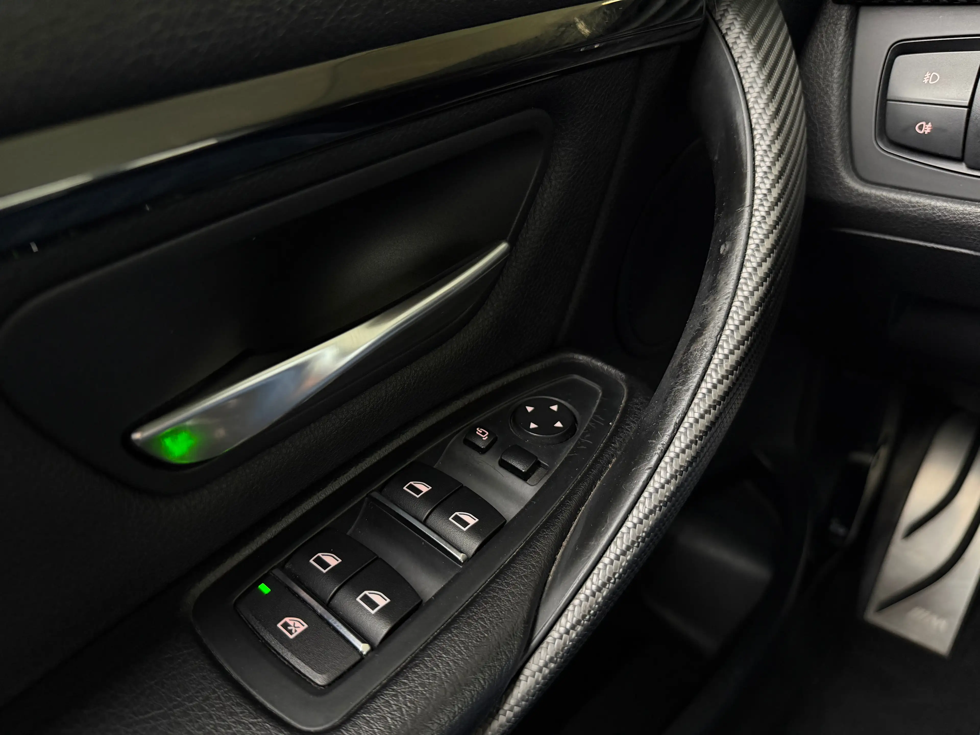 BMW 316 d "PACK-M Performance" BIXENON-CUIR-GPS-CLIM-JA19P-GAR 1AN — photo 15