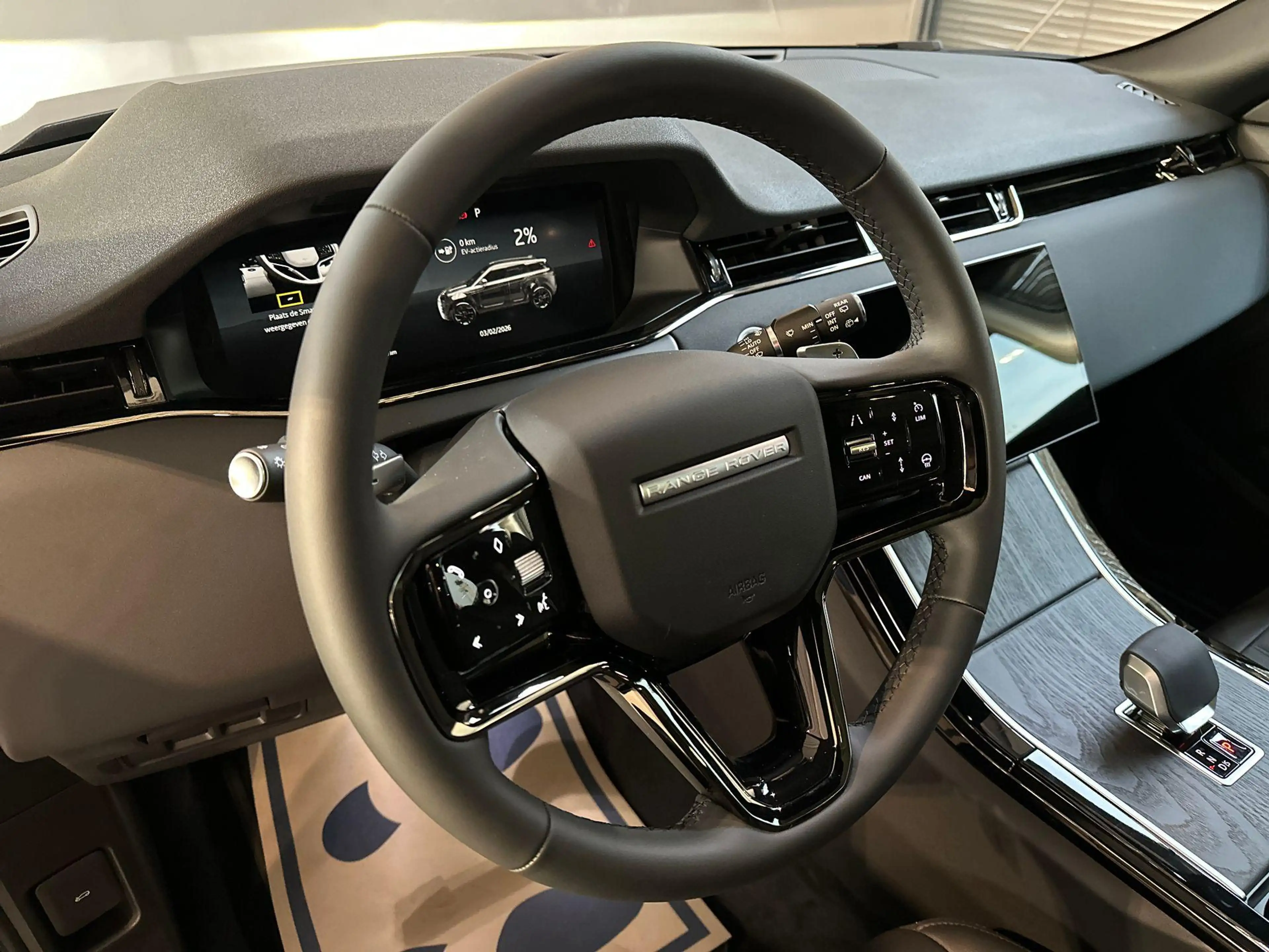 Land Rover Range Rover Evoque P270e AWD DYNAMIC SE -PANO.DAK|20"LM|BLACK PACK|CO — photo 17