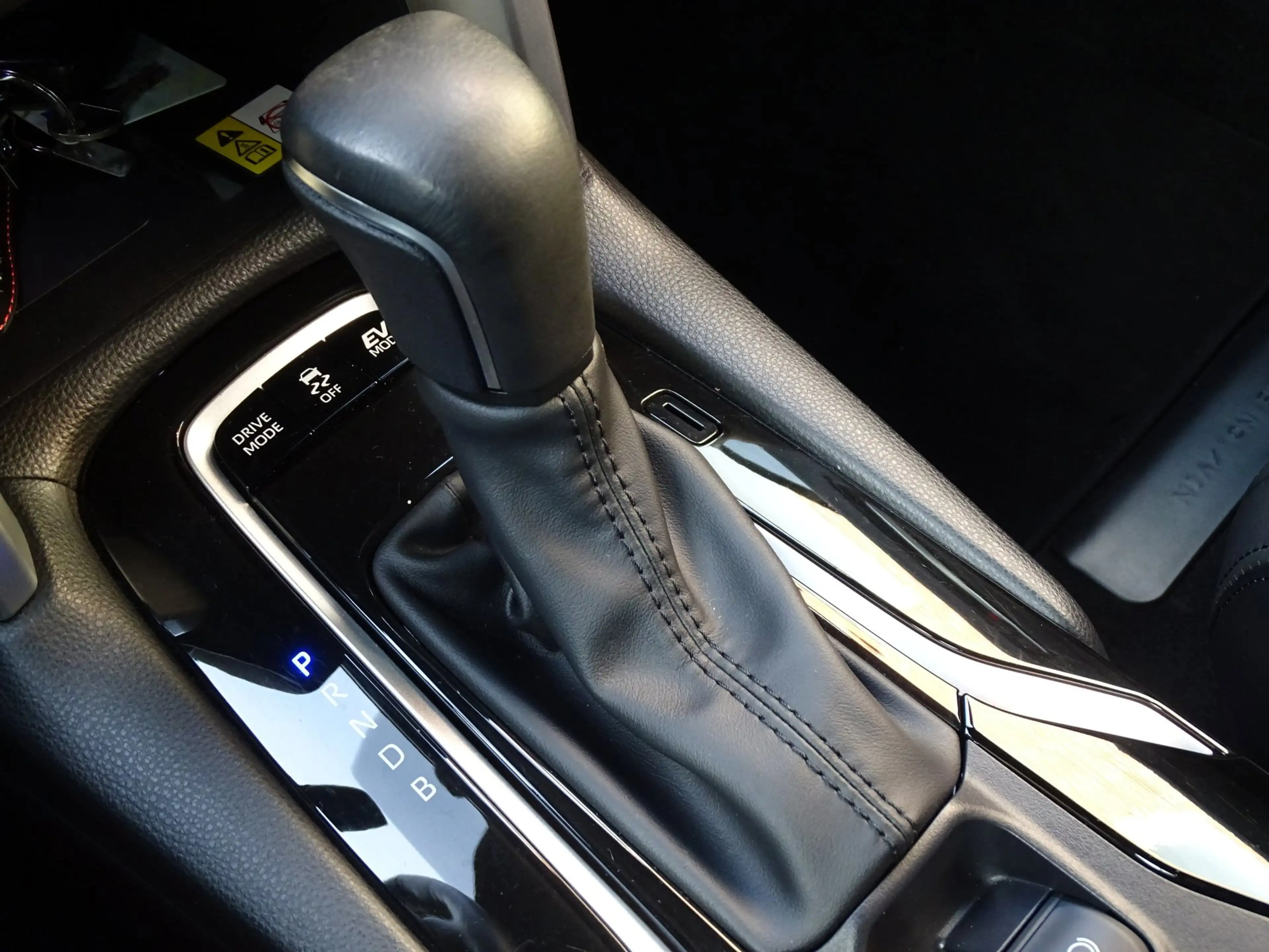 Toyota Corolla Cross Hybrid 140 Style|Trekhaak|Camera|Fabrieksgarantie — photo 9