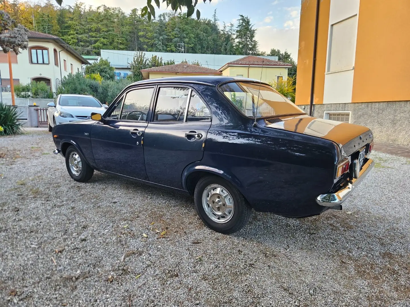 Ford Escort base 940 Blu/Azzurro - 2