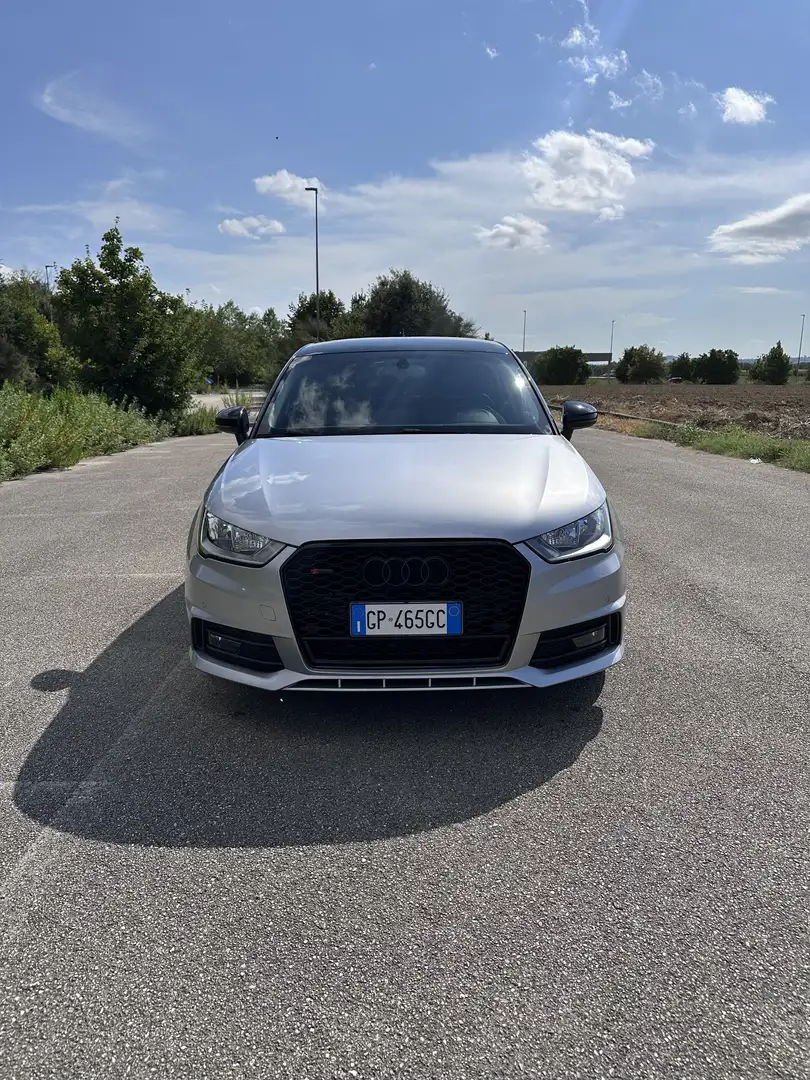Audi A1 Sportback 1.4 tdi s-tronic S line - 2