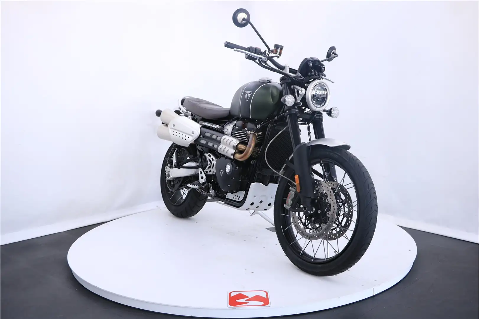 Triumph Scrambler - 1