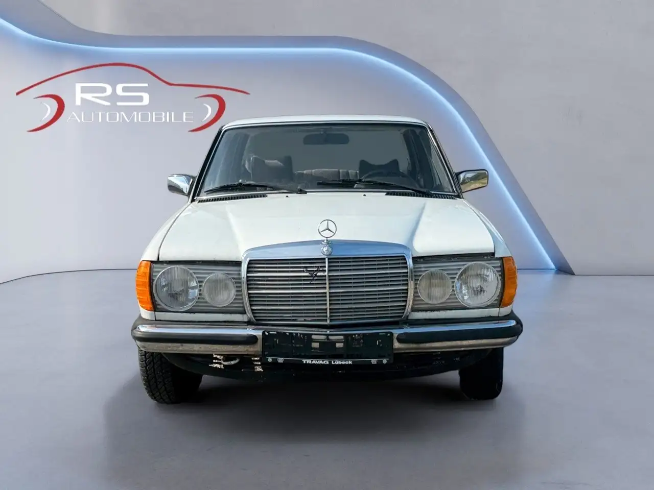 Mercedes-Benz 230 / 123 / 1. Hand, foto 6