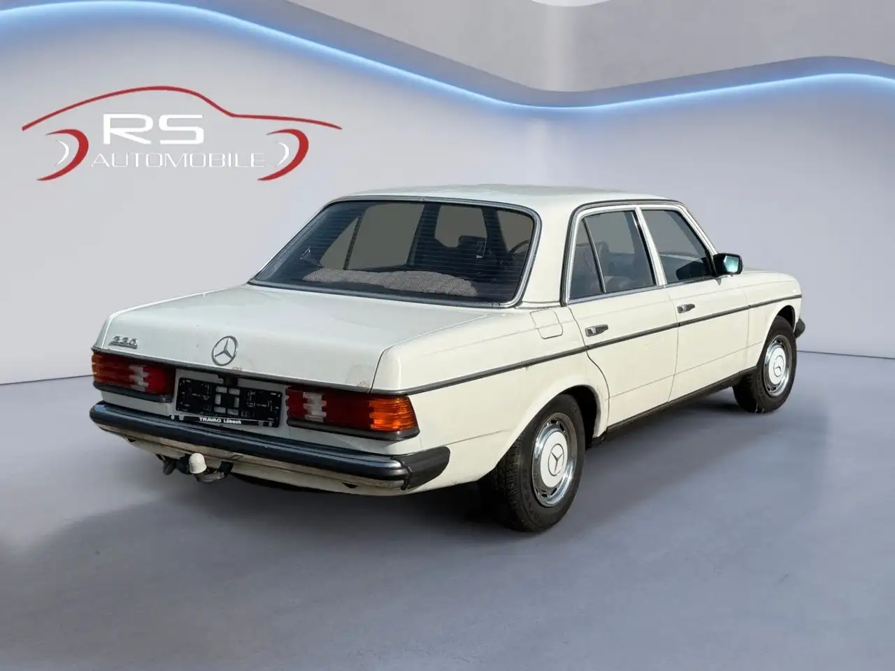 Mercedes-Benz 230 / 123 / 1. Hand, foto 5
