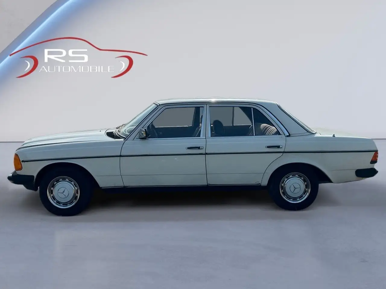 Mercedes-Benz 230 / 123 / 1. Hand, foto 9