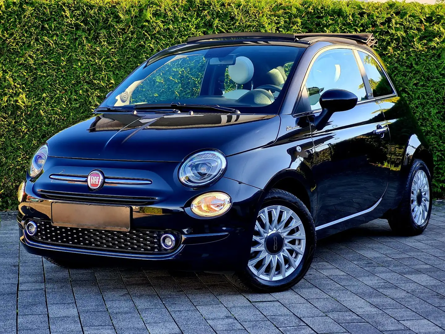 Fiat 500C 1.0 Mild Hybrid Dolcevita (Cabrio, PDC) Nero - 1