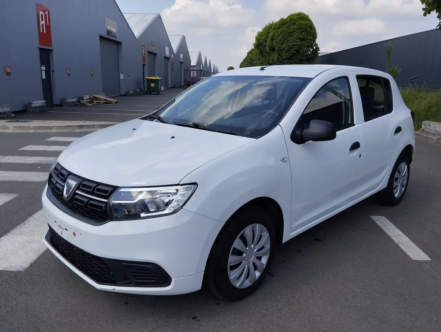 Dacia Sandero 1.0i SCe 5 portes eur6 Bianco - 1