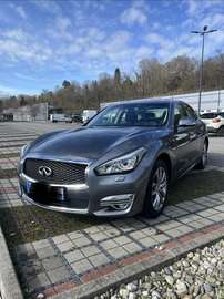 Q70 Hybrid 3.5 V6 Premium Tech A