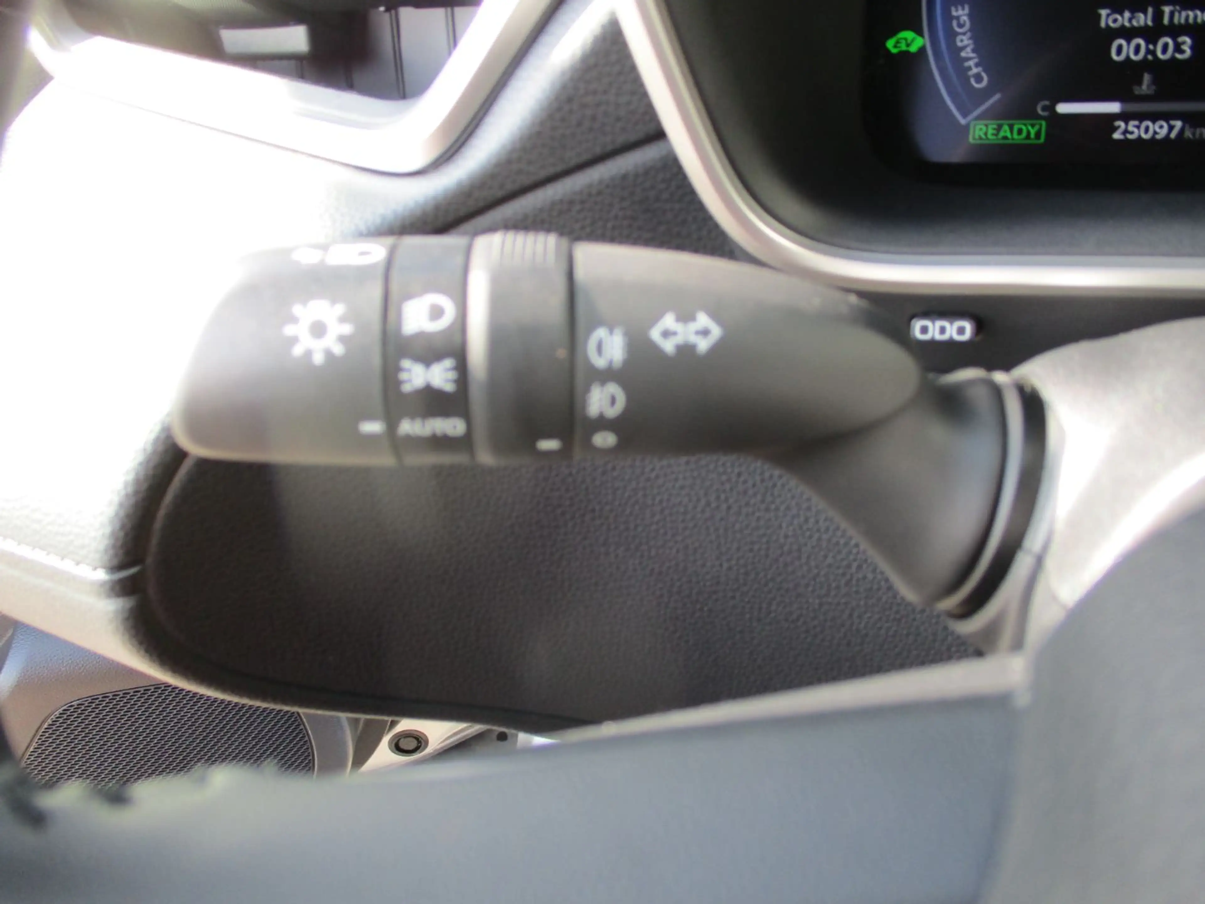 Toyota Corolla Cross 1.8 FWD Active Drive ACC+LED+Navi — photo 14