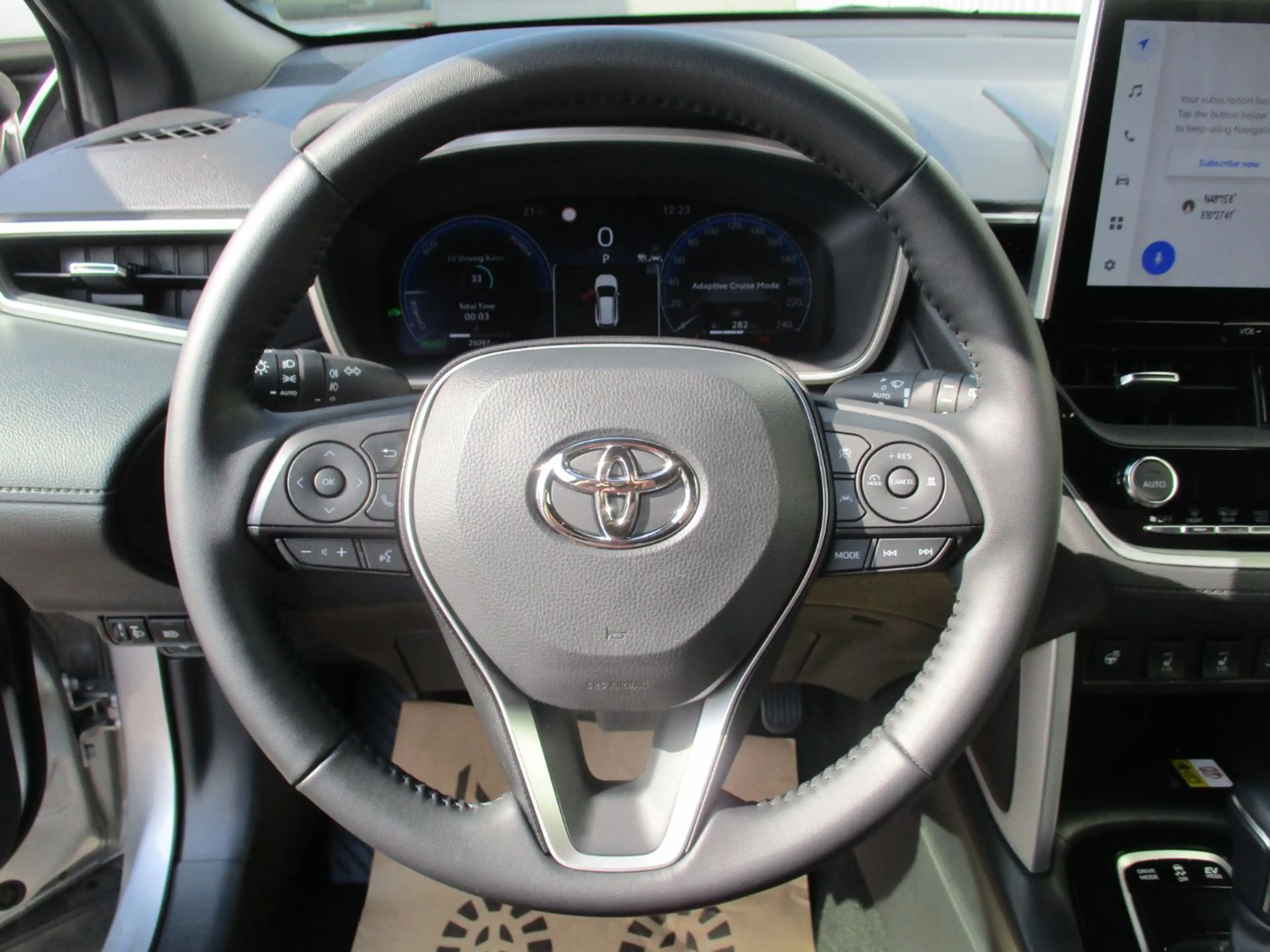 Toyota Corolla Cross 1.8 FWD Active Drive ACC+LED+Navi — photo 13