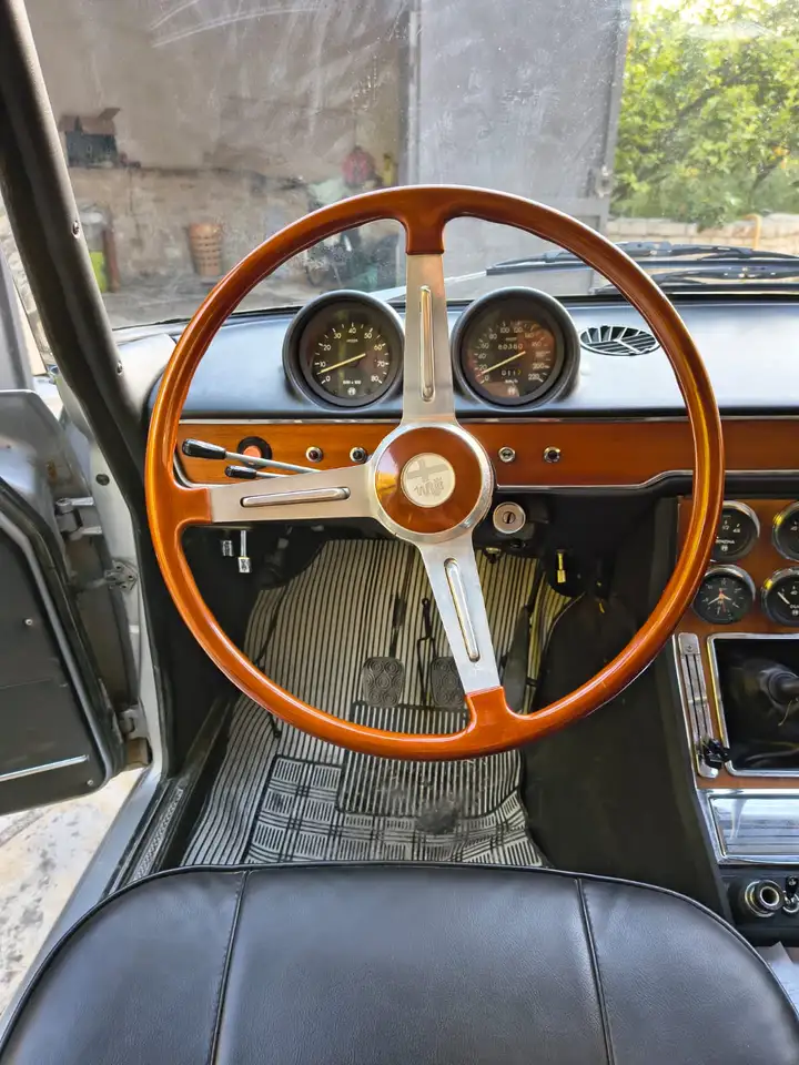 Alfa Romeo Montreal 1750, foto 6