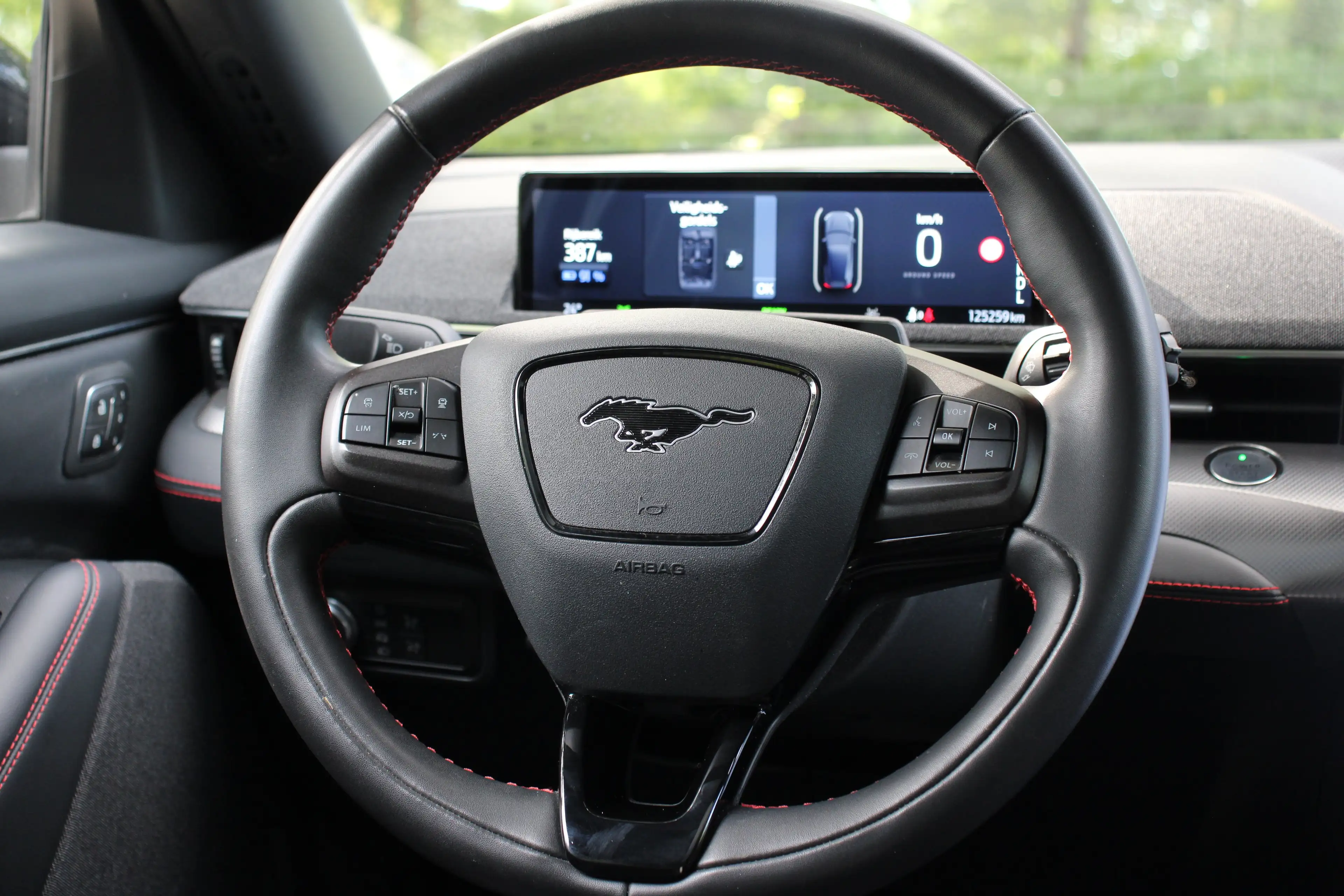 Ford Mustang Mach-E Extended First Edition AWD 98 kWh | NL-AUTO! | 1E — photo 11