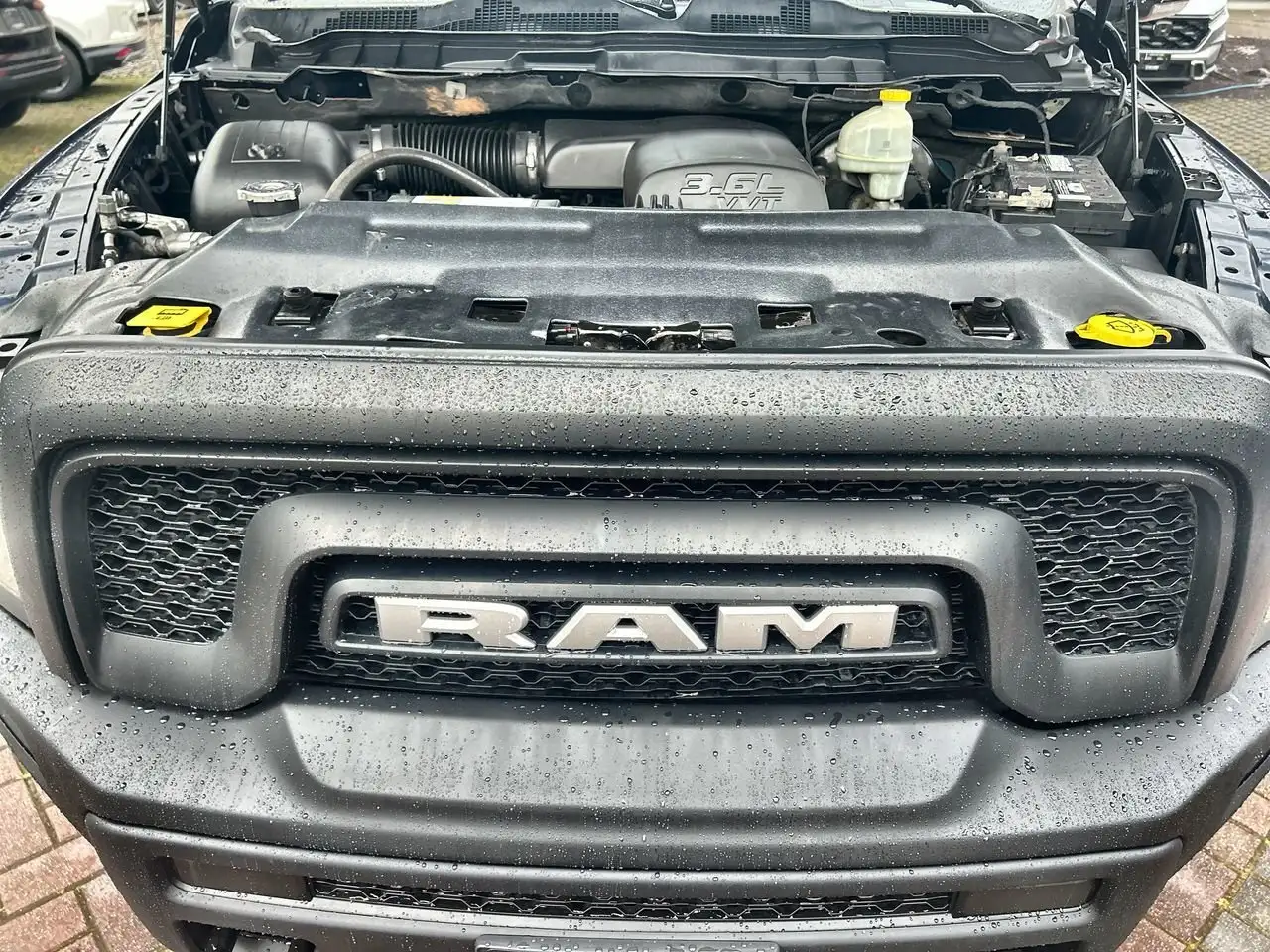 RAM 1500 снимка RAM 1500
