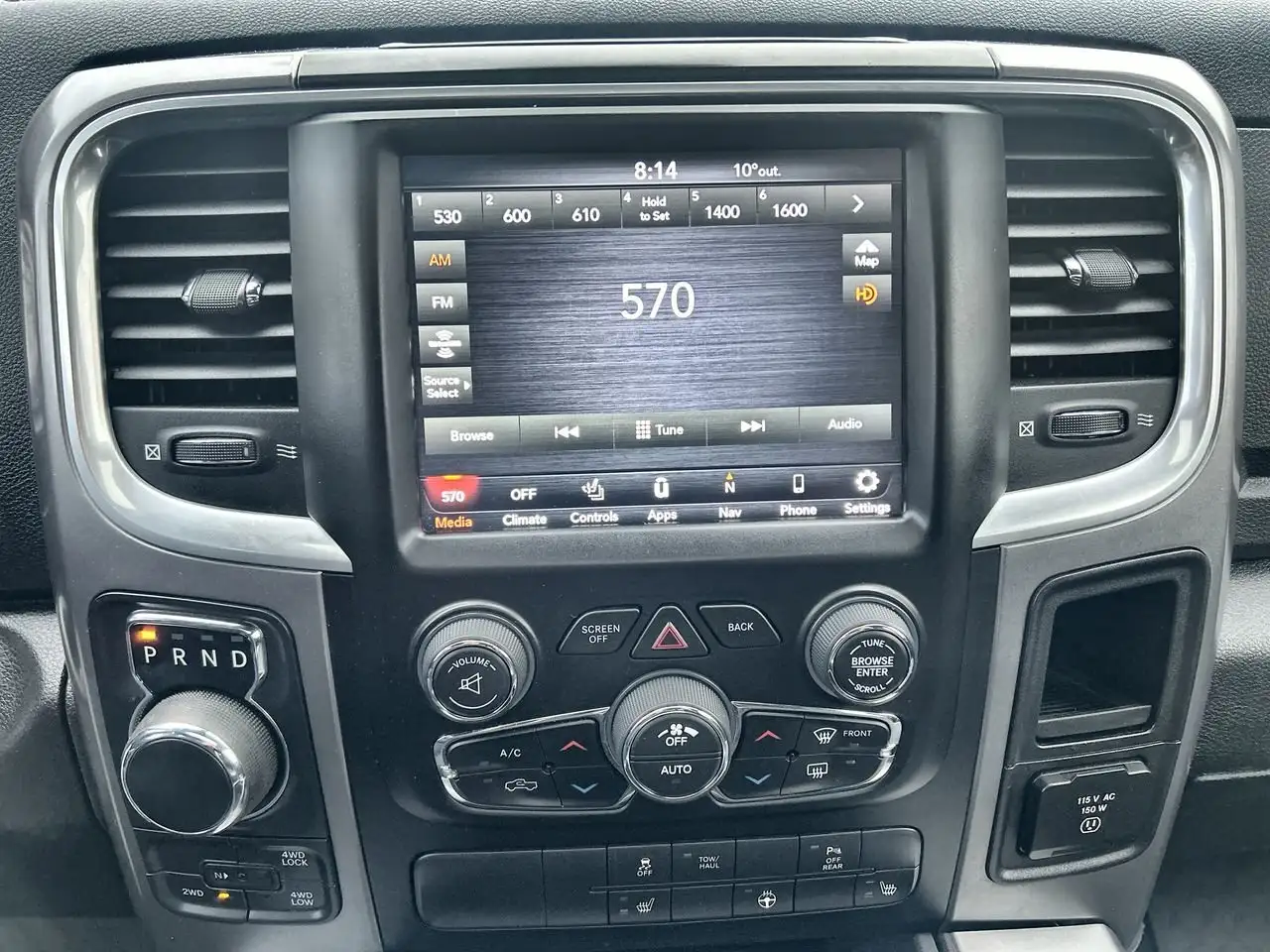 RAM 1500 снимка RAM 1500