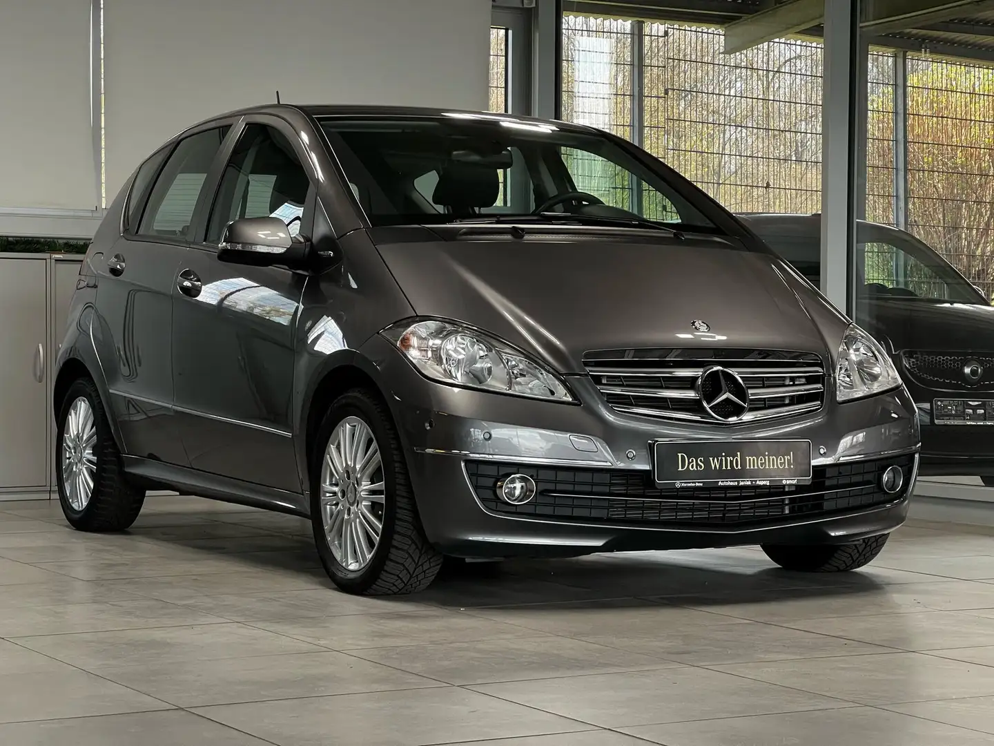 Mercedes-Benz A 160 Elegance PDC KLIMA SITZHEIZUNG+AUDIO20CD++ Gris - 2