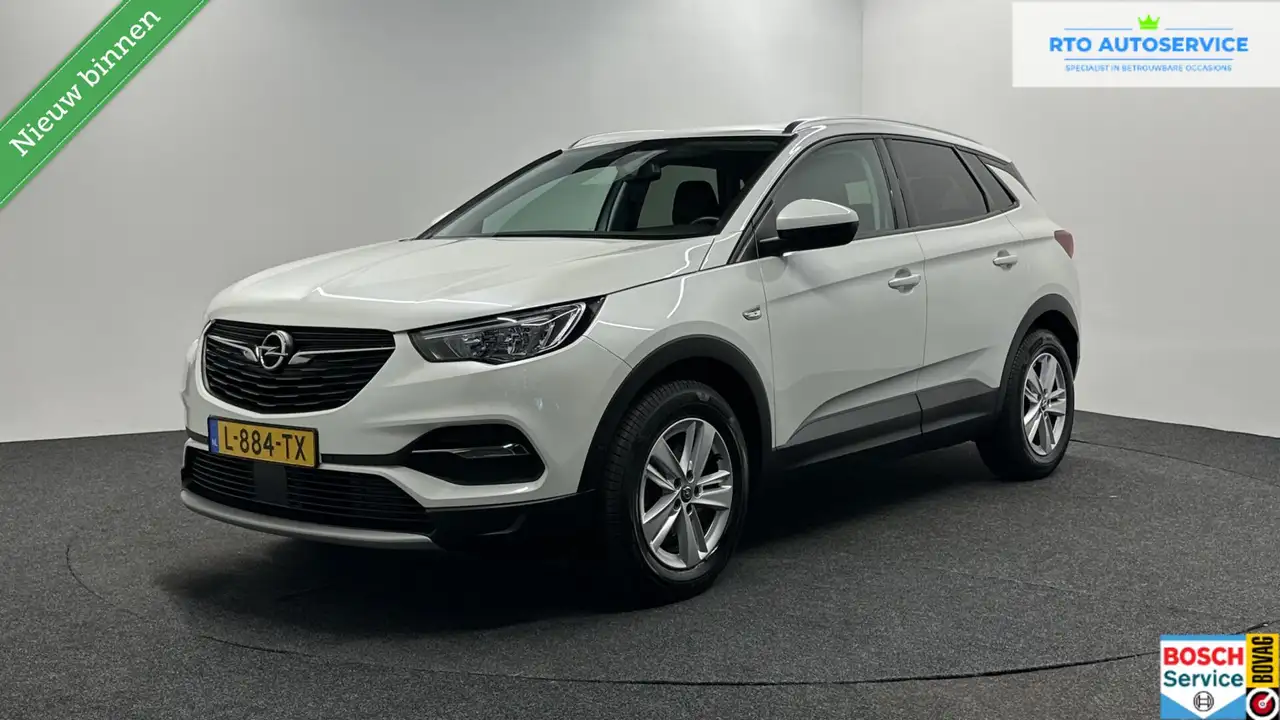 Opel Grandland 1.2 Turbo Elegance CAMERA TREKHAAK LM NAVI CARPLAY