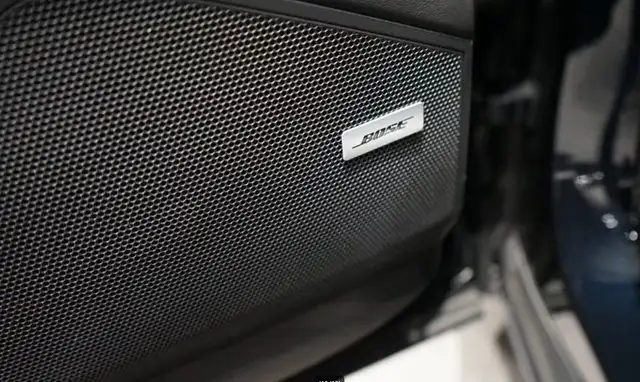 Porsche Cayenne view 14